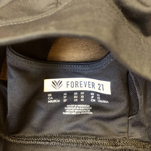 Forever 21 Workout Top - Picture 3 of 3